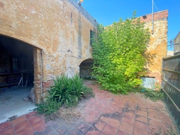 Quintas e casas rústicas em La Pera-Pont Martí