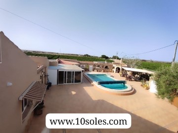 House 5 Bedrooms in Rojales