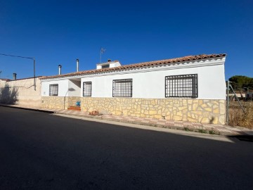 Casa o chalet 4 Habitaciones en La Villa de Don Fadrique