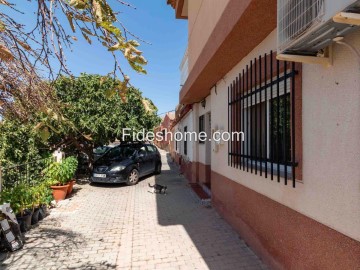 House 3 Bedrooms in Nigüelas