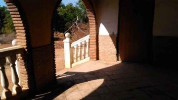 House 7 Bedrooms in Carmona