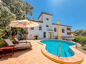 Country homes 5 Bedrooms in Villanueva del Rosario