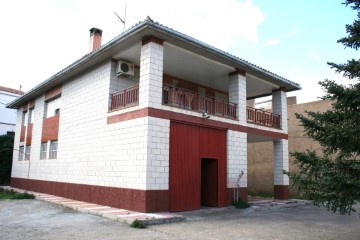 House 4 Bedrooms in El Frasno