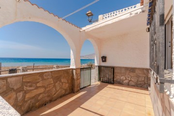 House 5 Bedrooms in Rambla del Agua