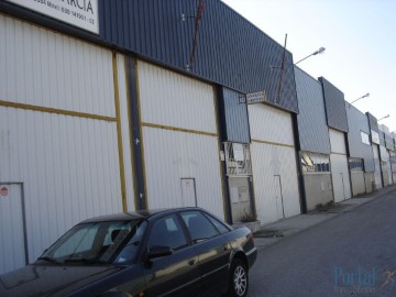 Industrial building / warehouse in Villafría - La Ventilla - Castañares