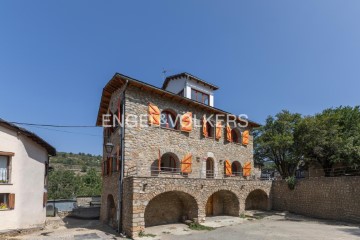 House 5 Bedrooms in Riu de Cerdanya