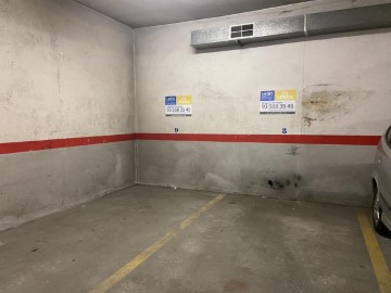 Garage in Montornes Centre