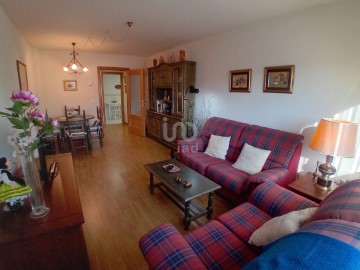 Apartment 3 Bedrooms in San Leonardo de Yagüe