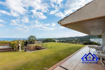 House 8 Bedrooms in Vallvidrera