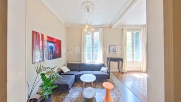 Apartment 2 Bedrooms in Eixample