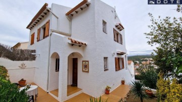 House 3 Bedrooms in Creixell