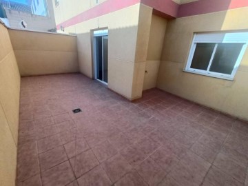 Apartment 2 Bedrooms in Láchar