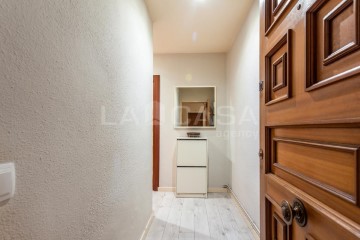 Apartment 3 Bedrooms in Montmeló