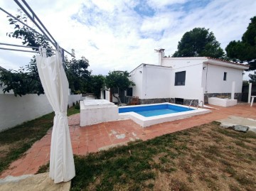 House 3 Bedrooms in Sant Jordi