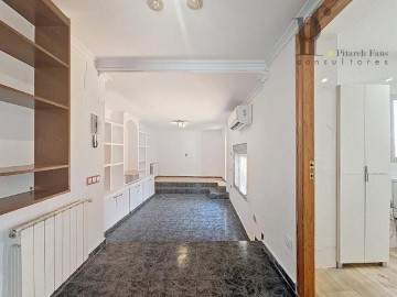 Apartamento 3 Quartos em Núcleo Urbano