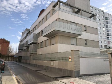 Apartamento 2 Quartos em Pº Zorrilla - Cuatro de Marzo