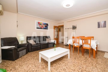 Apartamento 4 Quartos em Alfara del Patriarca