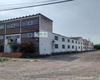 Industrial building / warehouse in Urbanización Lago Azul