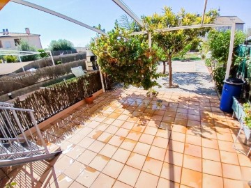 House 3 Bedrooms in Olesa de Montserrat