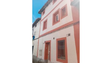 House 4 Bedrooms in Poyales del Hoyo