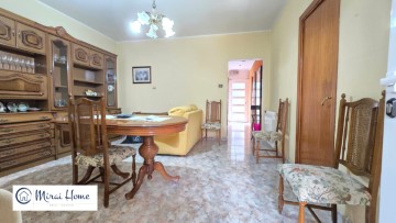 Apartment 3 Bedrooms in Bellavista