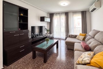 Apartamento 3 Quartos em Villa Carmen