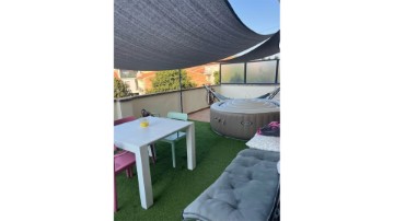 Apartment 3 Bedrooms in Manlleu