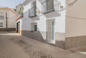 House 2 Bedrooms in Dílar