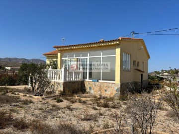 House 3 Bedrooms in Hondón de los Frailes