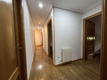 Apartamento 4 Quartos em Ciudad Rodrigo