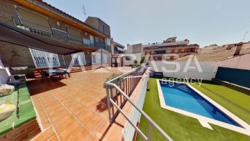 Apartment 3 Bedrooms in Sant Adrià Nord