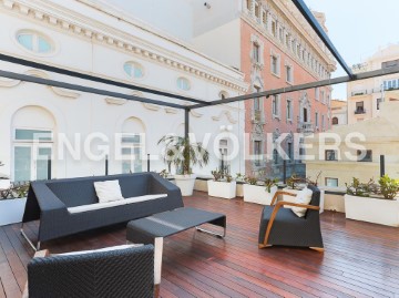 Penthouse 4 Quartos em Ciutat Vella