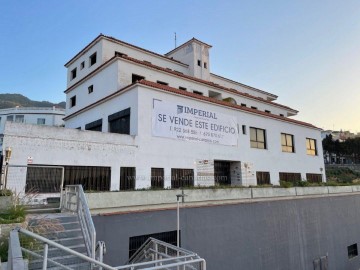 Prédio em Santa Úrsula