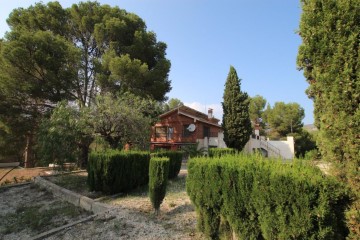 Maison 6 Chambres à Petrer