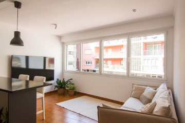 Apartment 1 Bedroom in Barri Vell