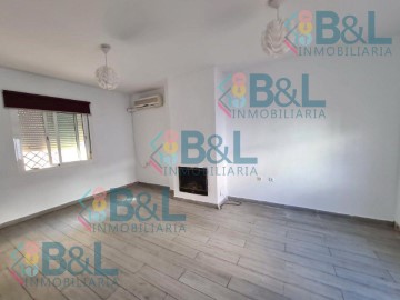 House 3 Bedrooms in Dehesa Golf