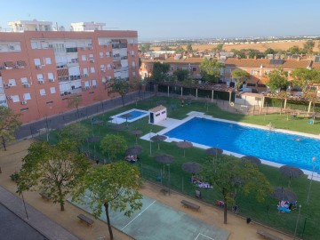 Apartment 3 Bedrooms in Zona Avenida de Europa