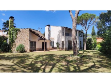 House 4 Bedrooms in Santa Cristina d'Aro