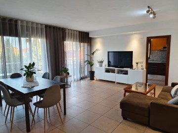 Apartment 3 Bedrooms in Bàscara