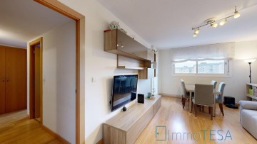 Apartment 3 Bedrooms in Badia del Vallès