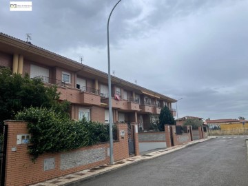 Casa o chalet 4 Habitaciones en Villarrodrigo de las Regueras