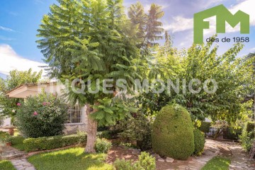 House 3 Bedrooms in Premià de Dalt