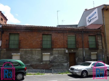 Edificio en El Ejido- Sta. Ana