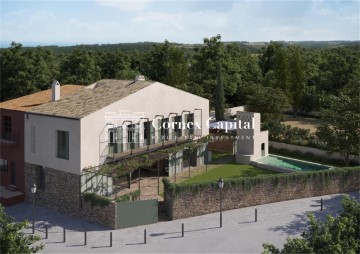 House 5 Bedrooms in Peratallada