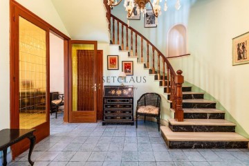 House 8 Bedrooms in Ocata