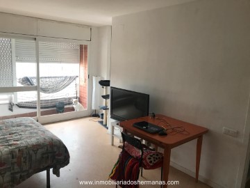 Apartment 3 Bedrooms in Once de Septiembre - Sant Jordi