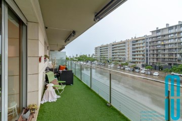 Apartment 3 Bedrooms in Port