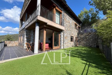 Apartment 3 Bedrooms in Masella