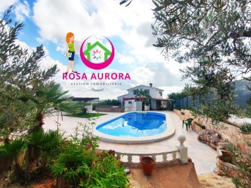 House 4 Bedrooms in Canyada de Guaita