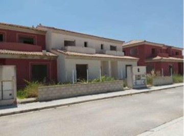 House 3 Bedrooms in Caudete de las Fuentes